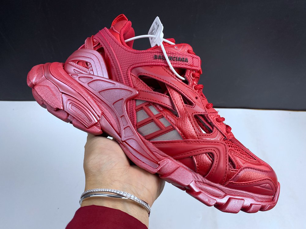BLG TRACK SNEAKER RED